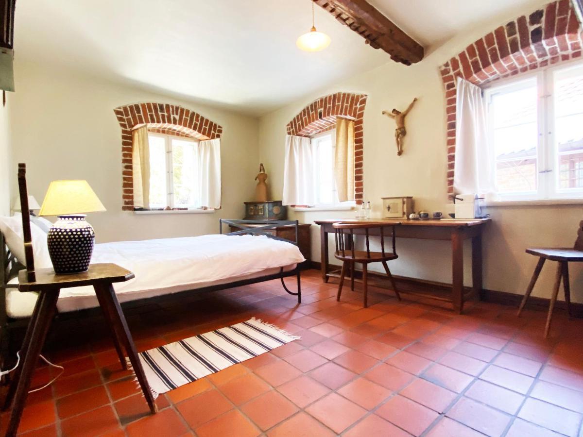 Dom Tkacza Apartment Pieszyce Bagian luar foto