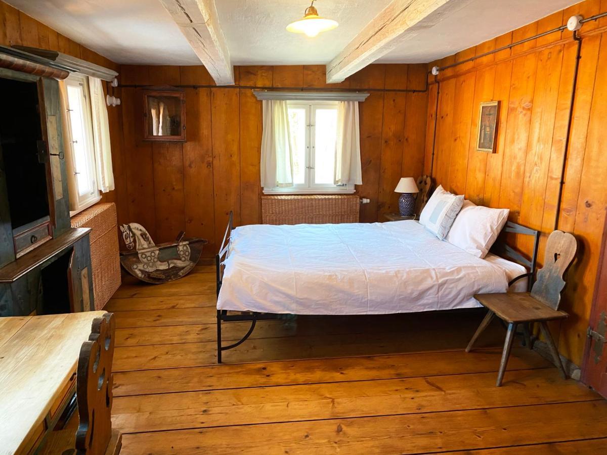 Dom Tkacza Apartment Pieszyce Bagian luar foto