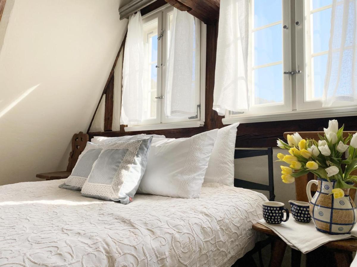 Dom Tkacza Apartment Pieszyce Bagian luar foto