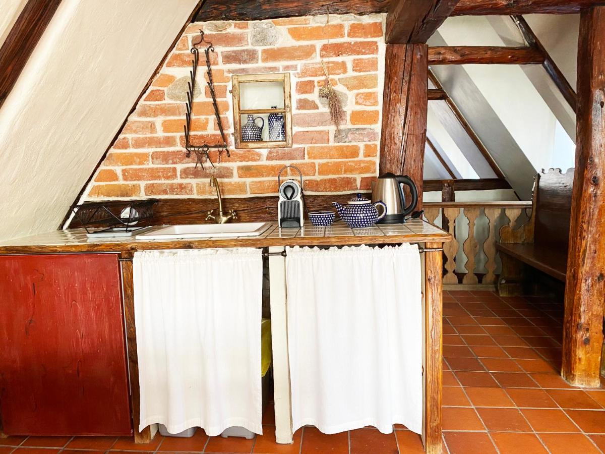 Dom Tkacza Apartment Pieszyce Bagian luar foto