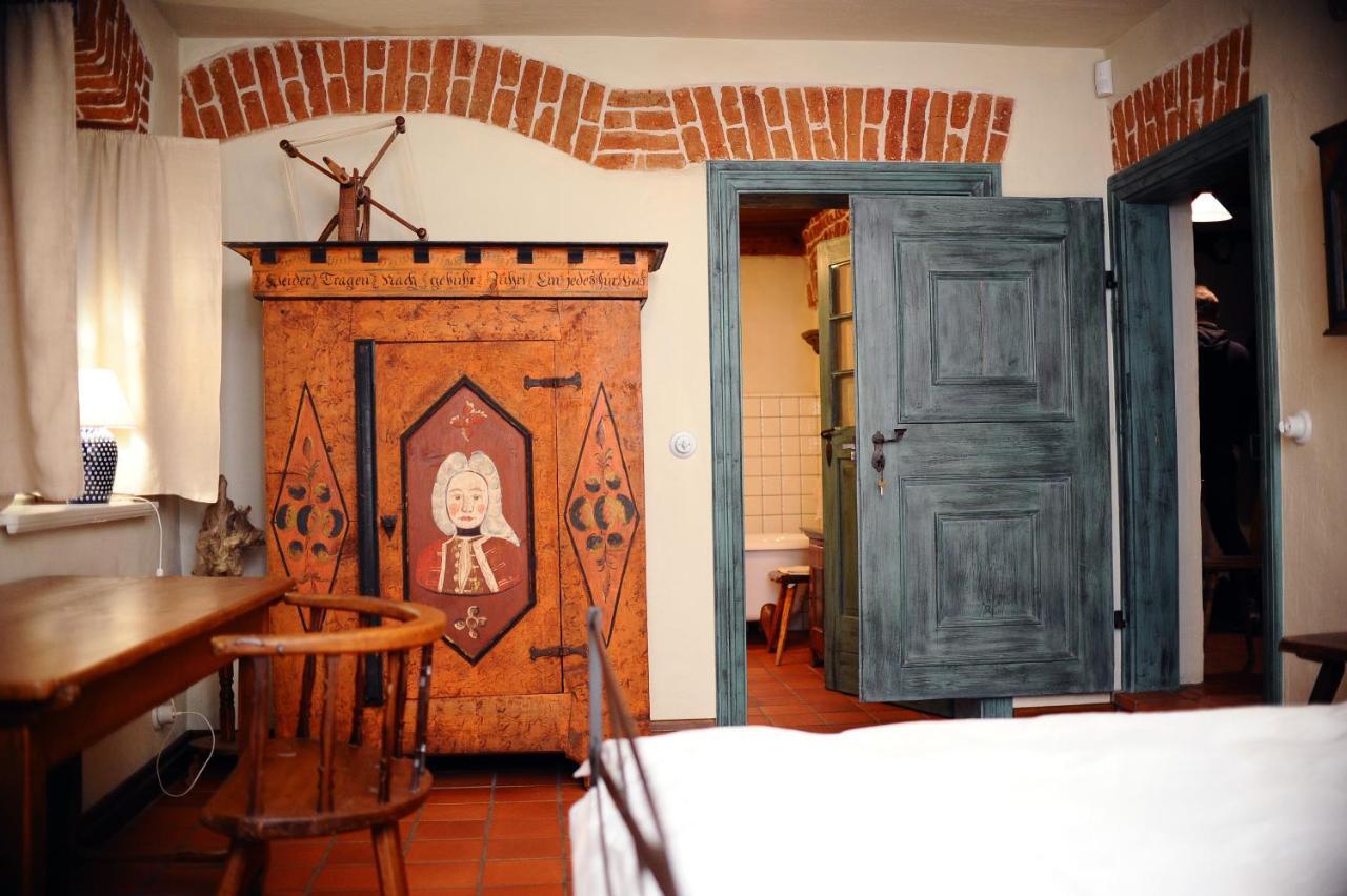 Dom Tkacza Apartment Pieszyce Bagian luar foto